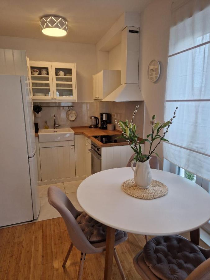 Apartman River Breeze 奥米什 外观 照片