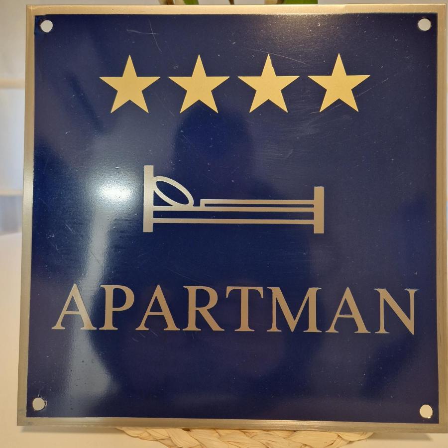 Apartman River Breeze 奥米什 外观 照片