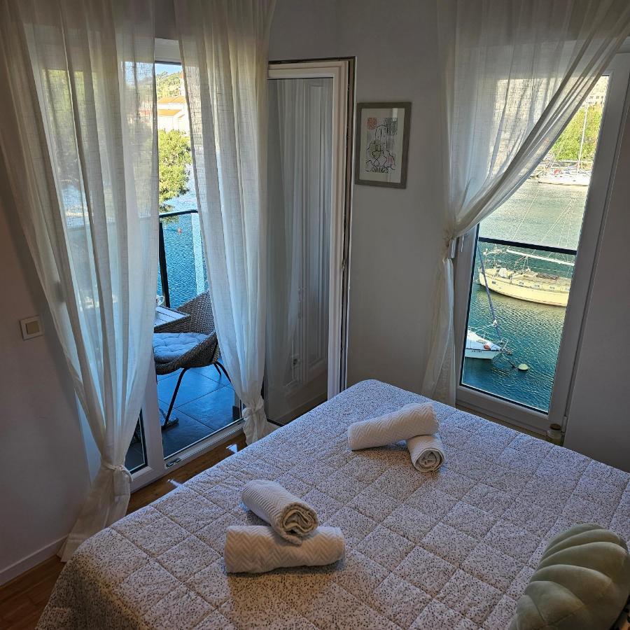 Apartman River Breeze 奥米什 外观 照片