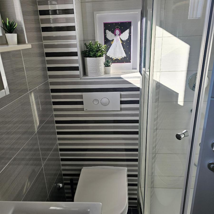 Apartman River Breeze 奥米什 外观 照片